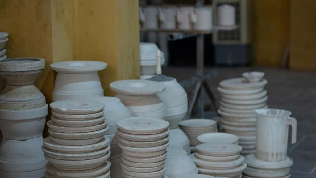 Descubre cómo Moj y marcas chinas están revolucionando las ventas flash con colaboraciones únicas y estrategias innovadoras.