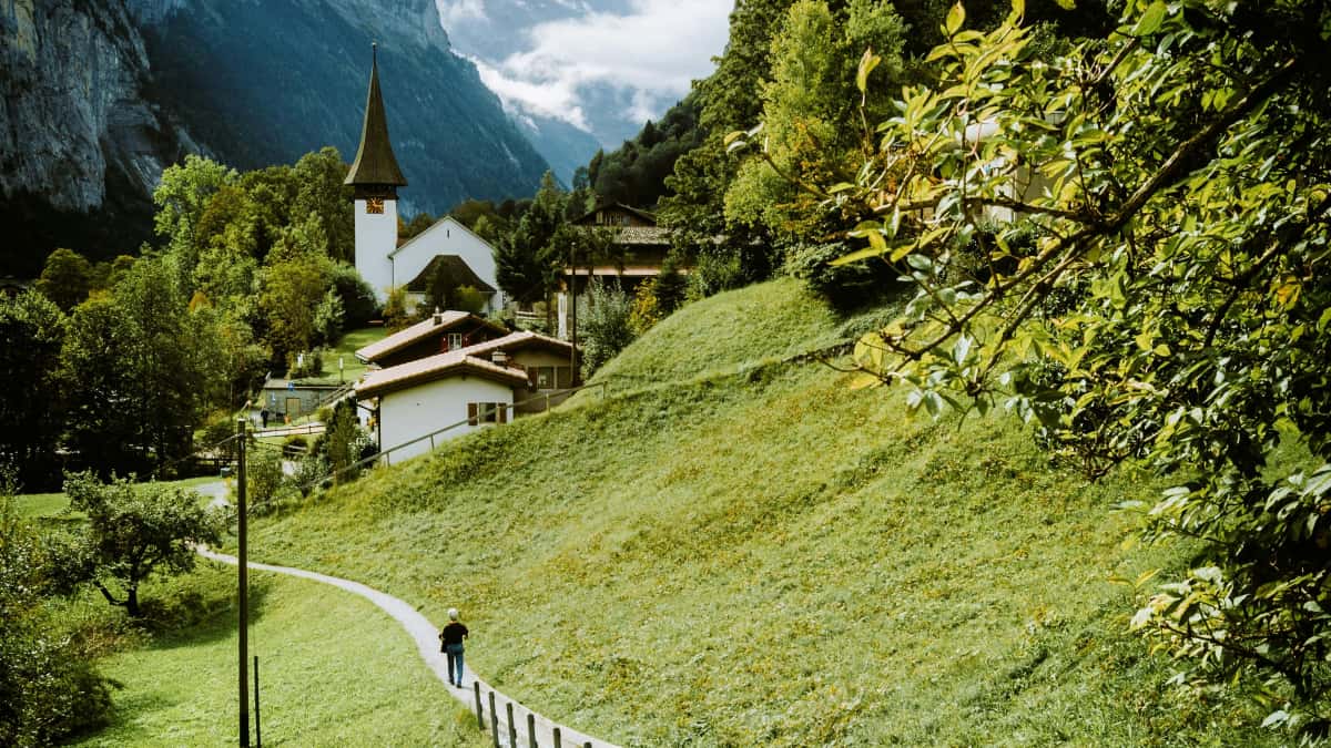 Ecuador: cómo encontrar creators Amazon Irlanda y viralizar
