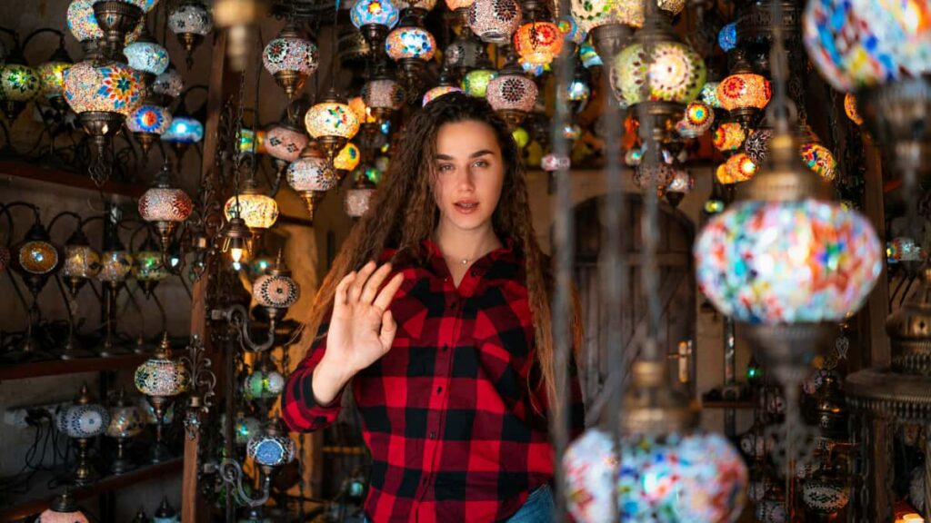 Guia practica para creadores en Ecuador: como localizar y contactar marcas suizas en eBay, convertir hallazgos en contenido de seguimiento que enamore a tu audiencia.