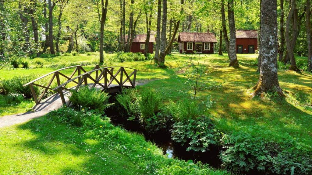 Guia practica para anunciantes en Ecuador sobre como localizar y activar creadores de Josh en Islandia para probar y escalar trials de SaaS.