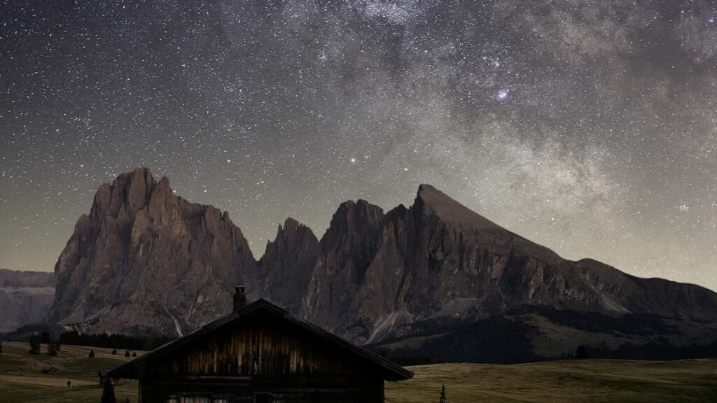 Guia practica para anunciantes en Ecuador: como localizar, evaluar y colaborar con creadores armenios en Instagram para mejorar el sentimiento de marca.